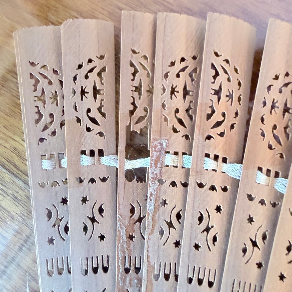 Set of Three Vintage Asian Inspired Decorative Folding Fans - Black Beige Cream - Picture 7 of 12